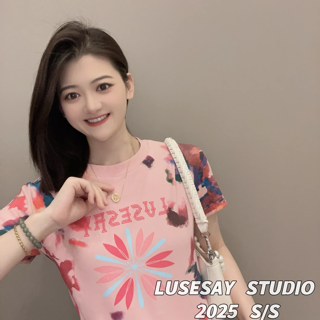 LUSESAY 花花重工满印设计感 早春2025新款短袖t恤女百搭休闲上衣