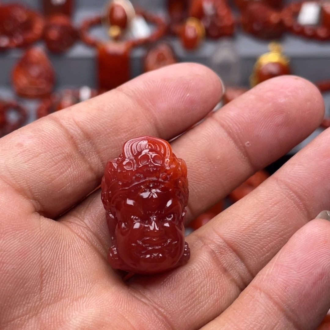 南红玛瑙未镶嵌珠宝奇石吊坠