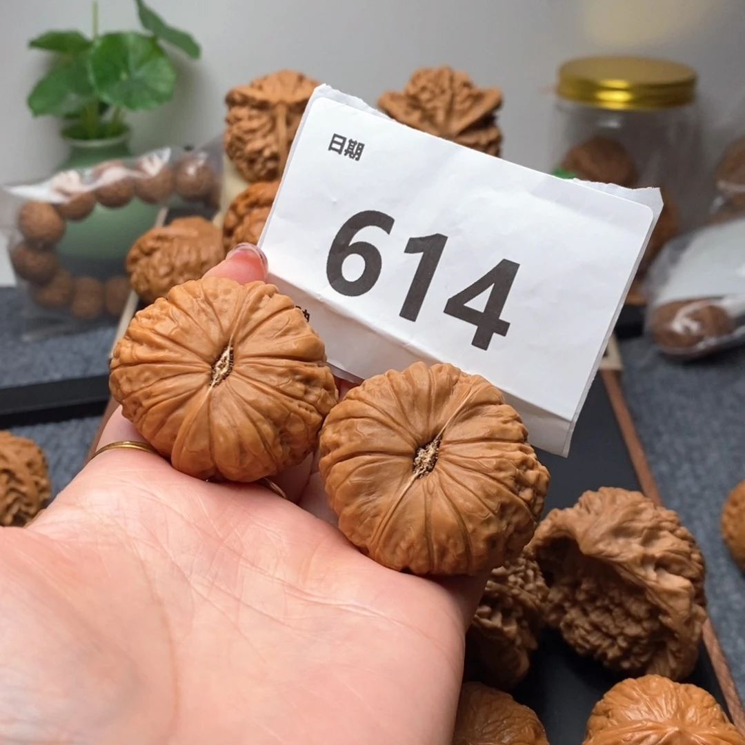 文玩核桃吊坠木**肌39.5南瓜614