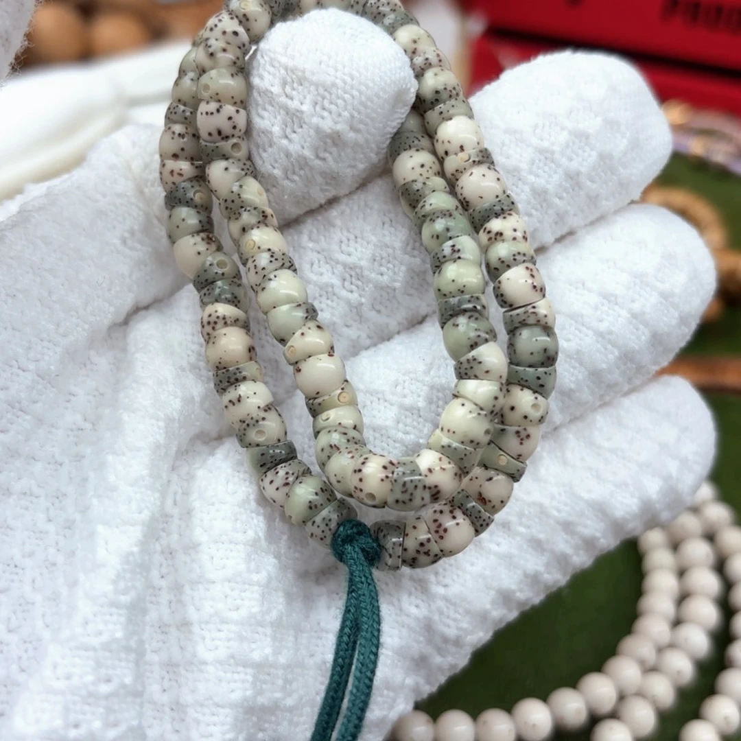 星月菩提吊坠6大肠手持银标