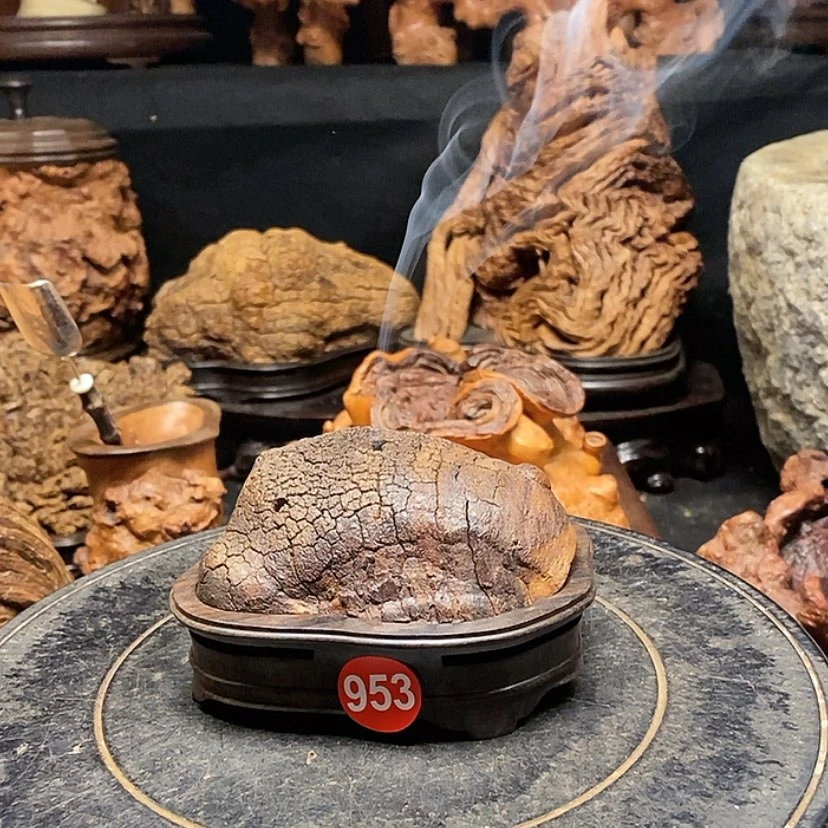 【闪购商品】953号风化胡杨木香炉