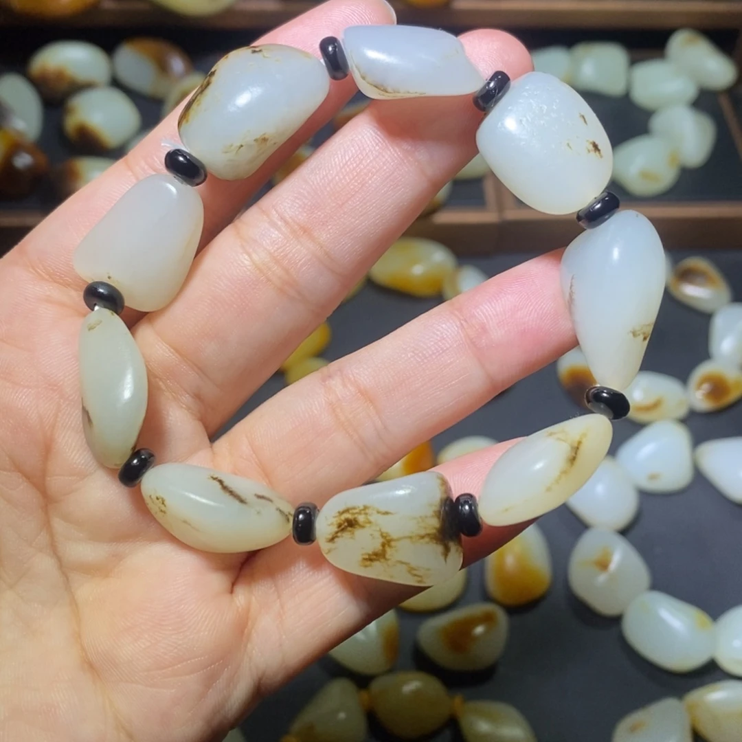 和田玉未镶嵌手链