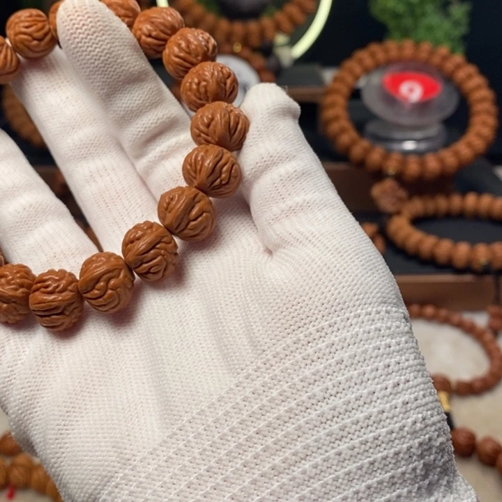 桃核吊坠凌*秦岭龙纹