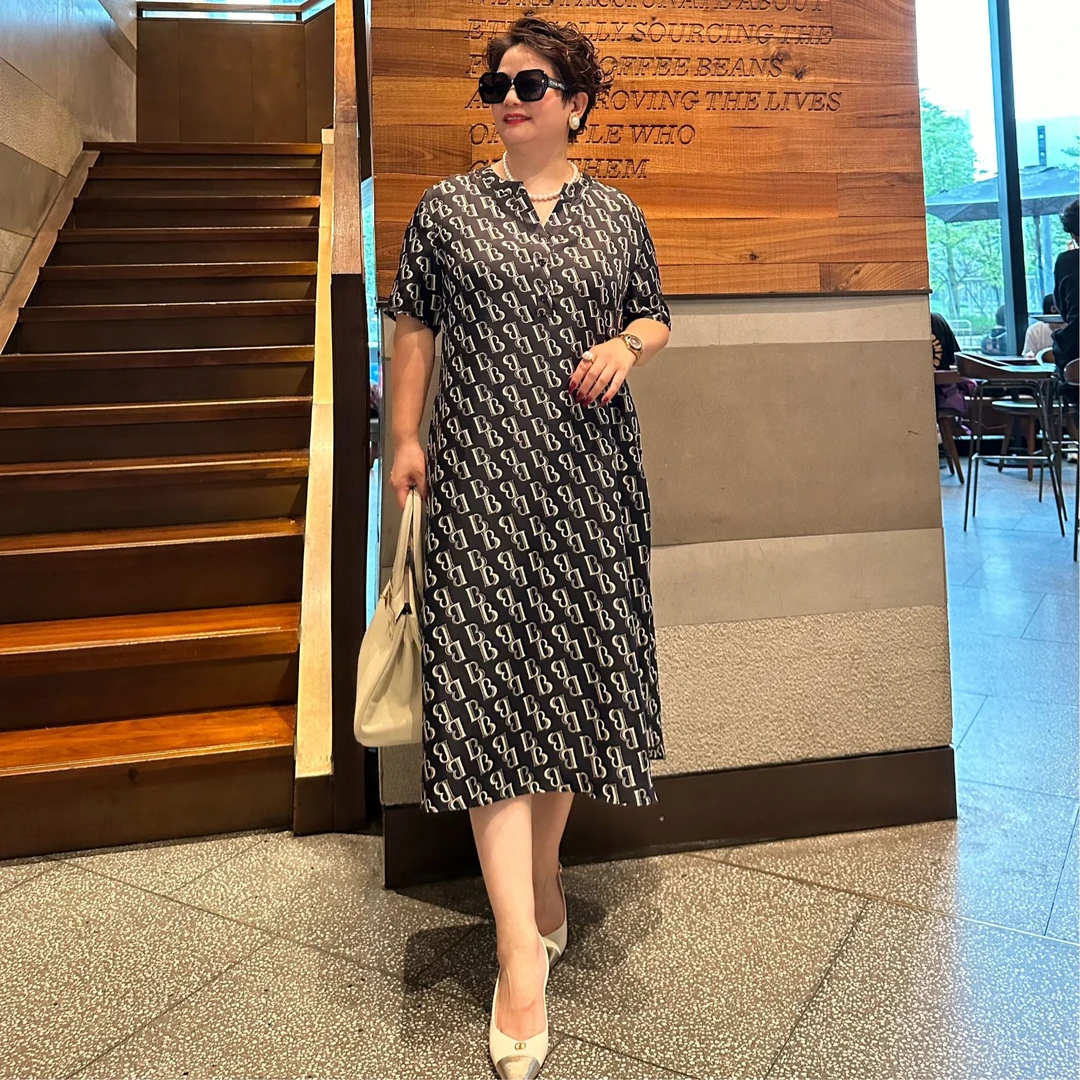 2025夏季经典优雅宽松裙子显瘦宽松巴宝同款印花桑蚕丝连衣裙0299