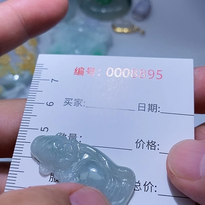 翡翠颈饰未镶嵌一