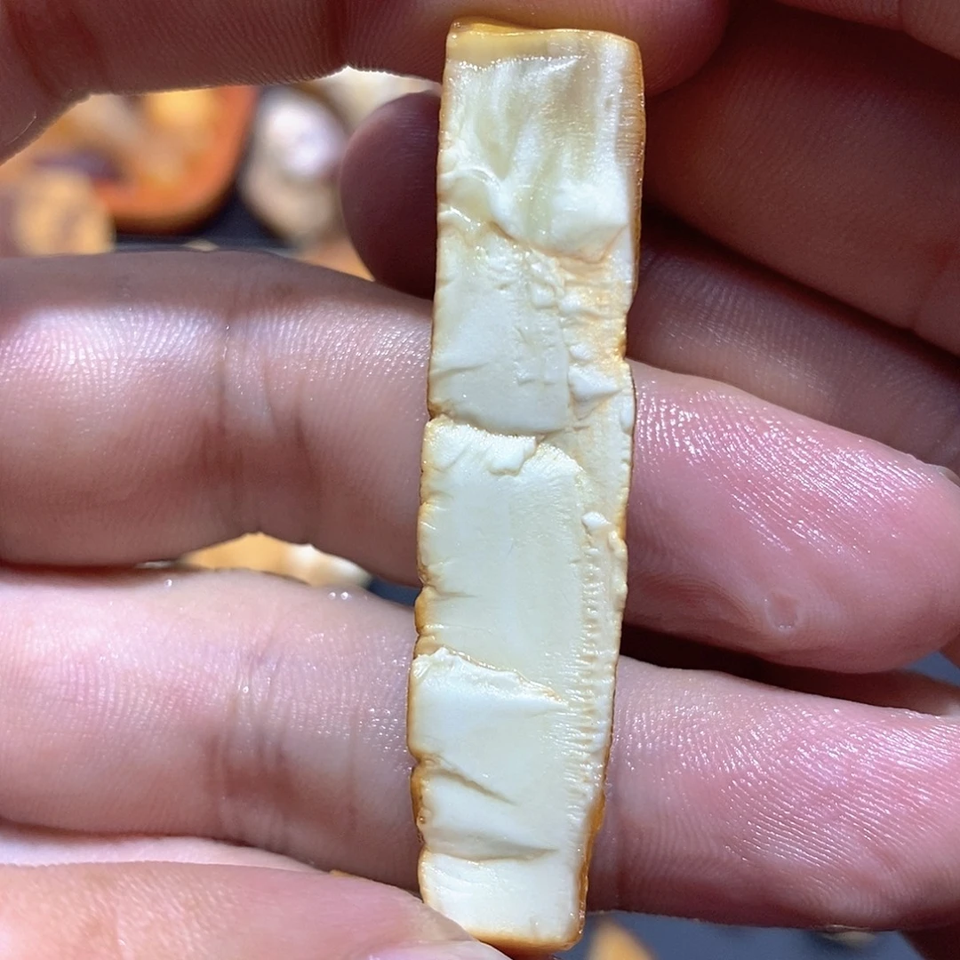 定制琥珀蜜蜡原石定制