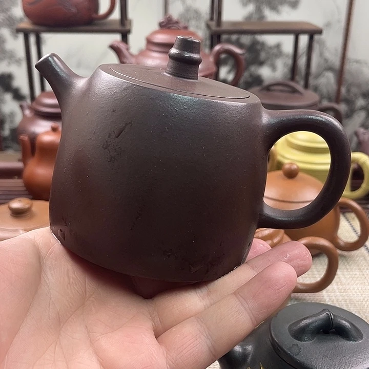 紫砂茶壶硬****结宜兴紫砂