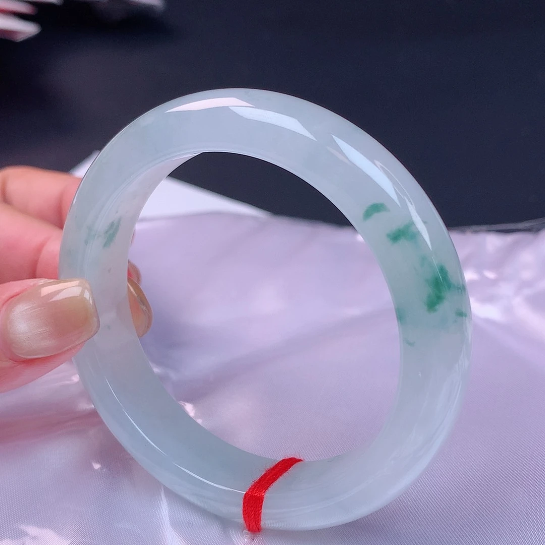 【闪购商品】未镶嵌手镯翡翠56