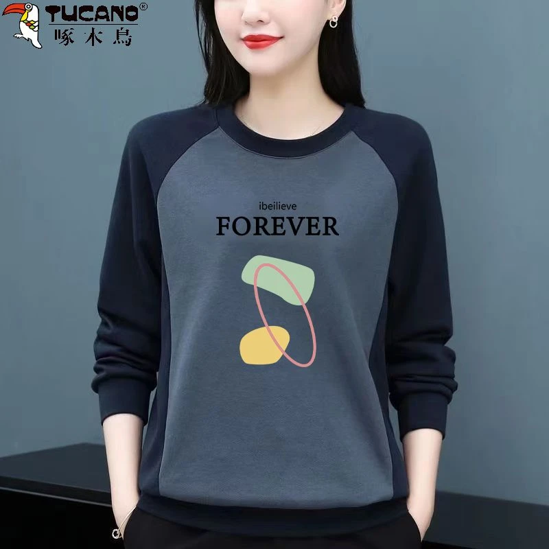 啄木鸟2025洋气印花长袖内搭上衣女新款显瘦中年减龄圆领通勤T恤