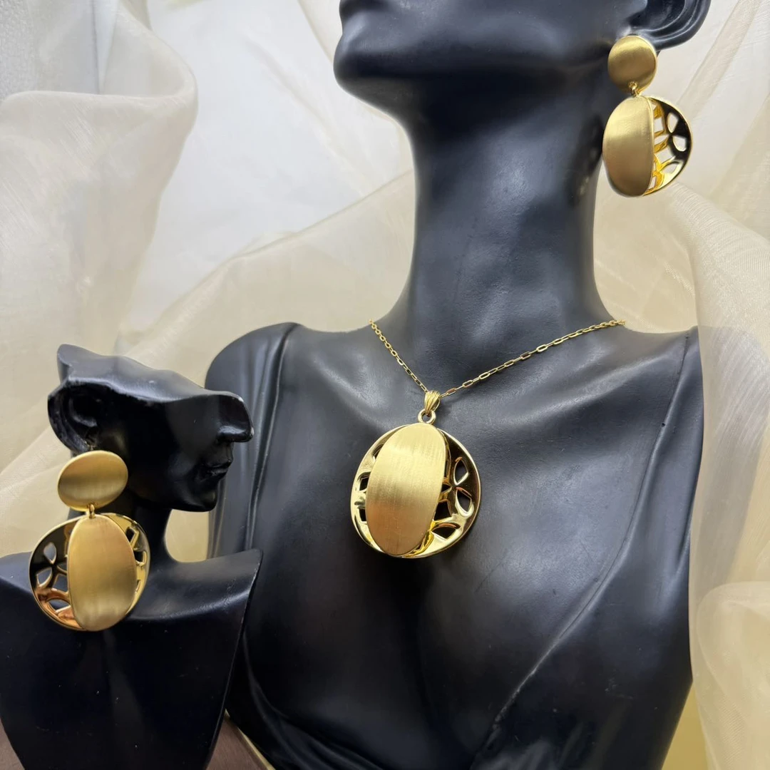 B播 26.26g 足金999 套链e