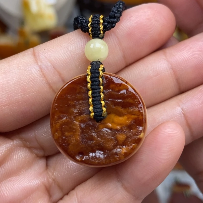 【闪购商品】琥珀颈饰未镶嵌