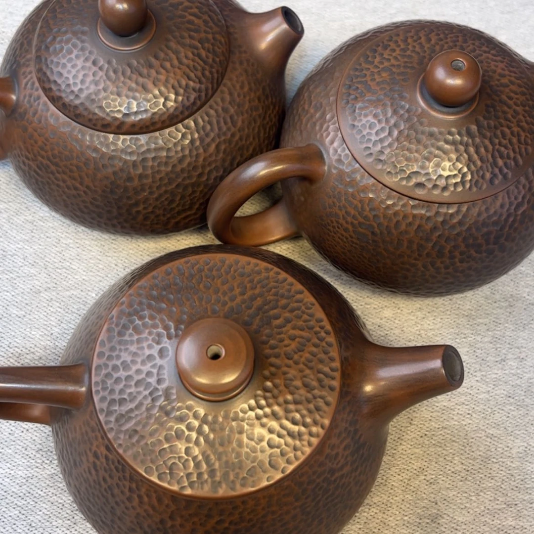 【闪购商品】M*赖红泥 微瑕 容量 220c c