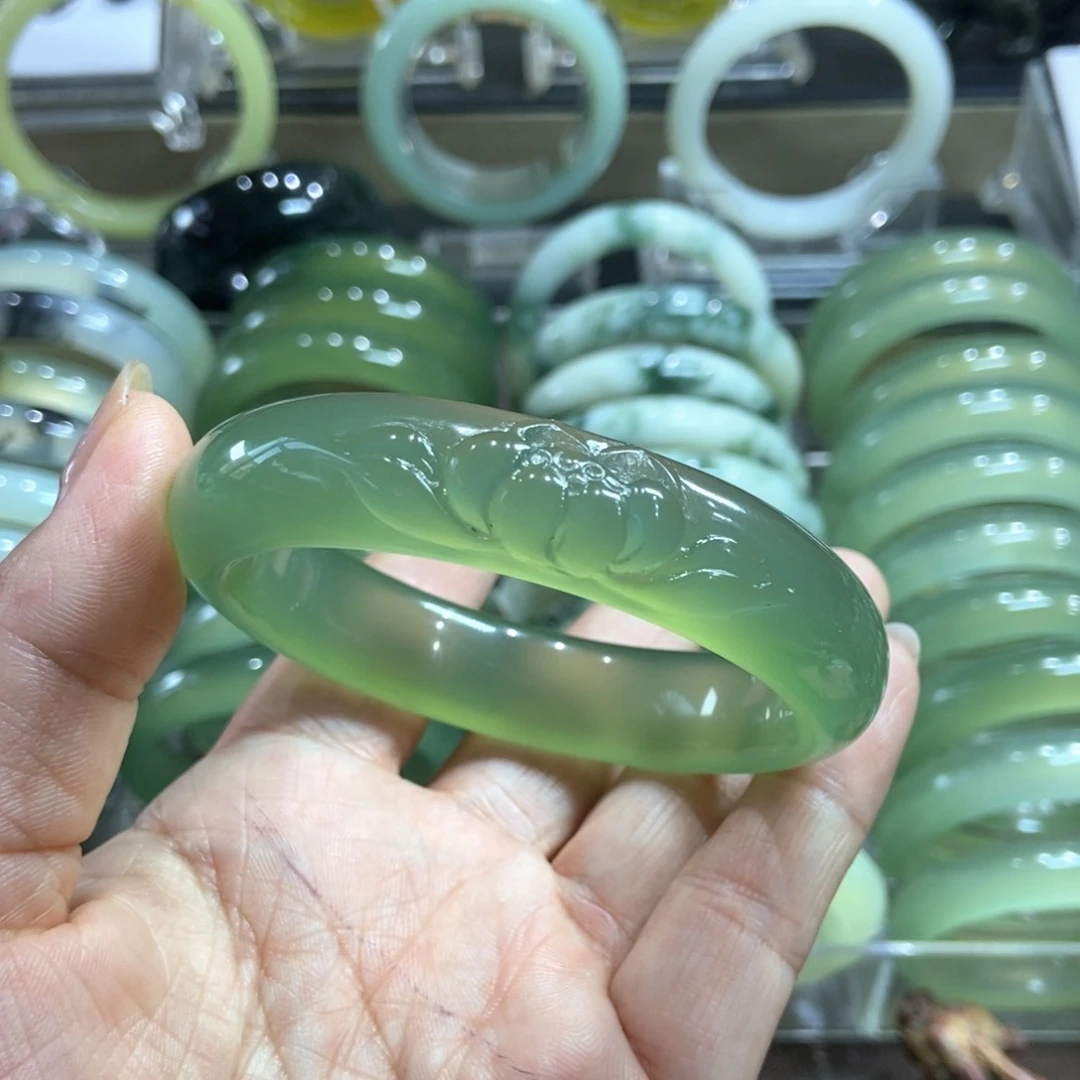 蛇纹石玉未镶嵌手镯60