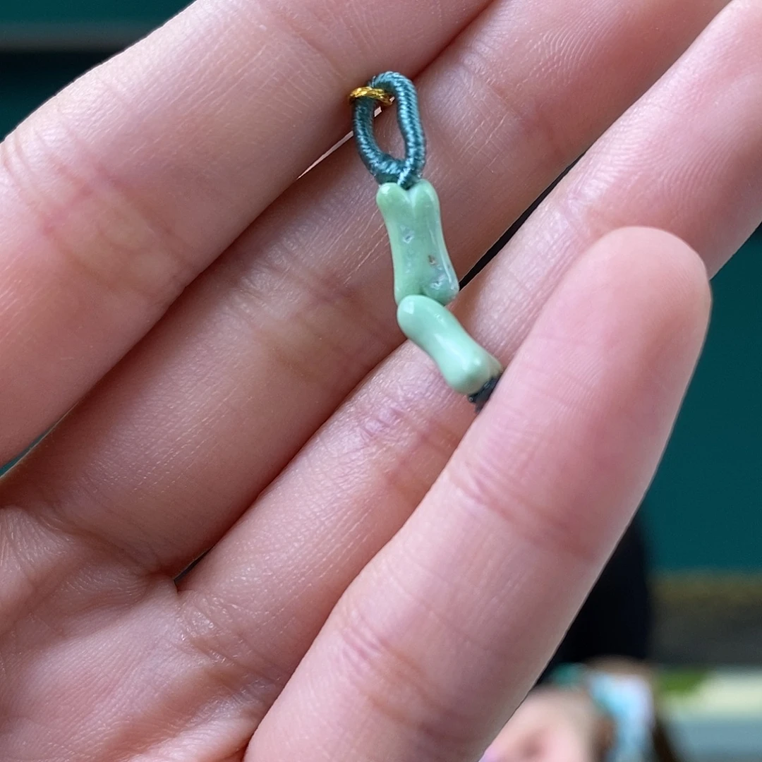 绿松石未镶嵌挂件