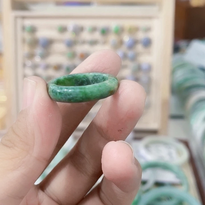 颈饰未镶嵌翡翠天然翡翠