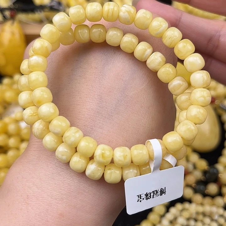琥珀未镶嵌颈饰琥珀，多样性发其一