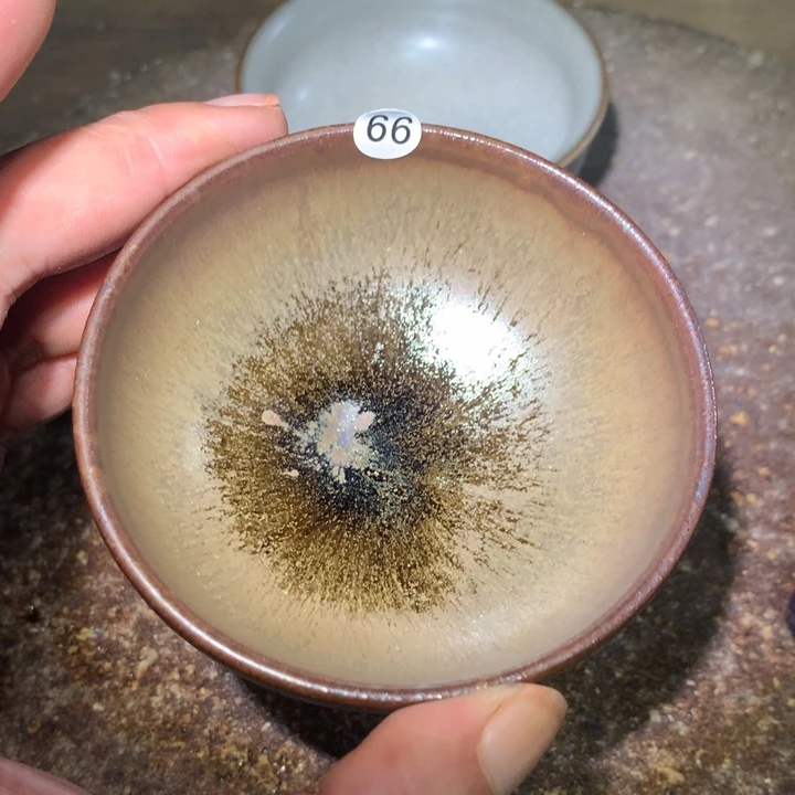 茶盏细看这支公屏上说66