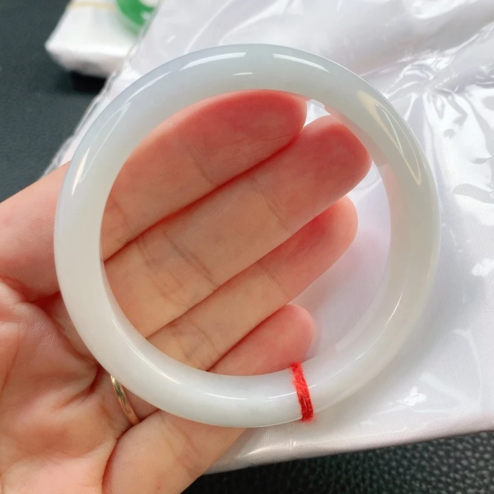 翡翠手镯未镶嵌55正