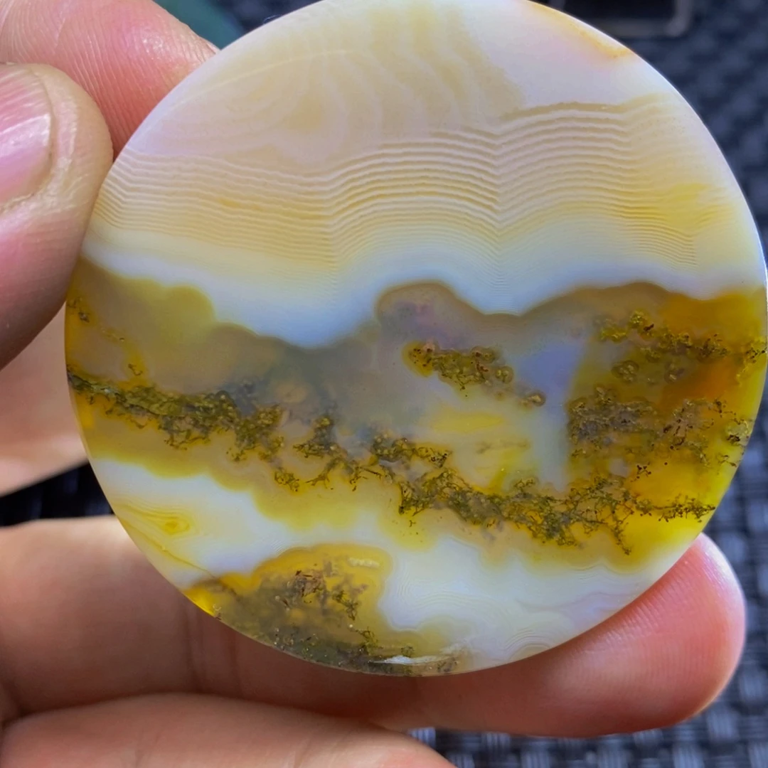 玛瑙/玉髓颈饰未镶嵌母****?