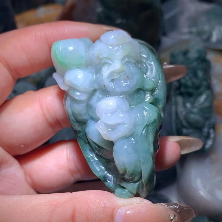 翡翠未镶嵌颈饰保真天然A货翡翠