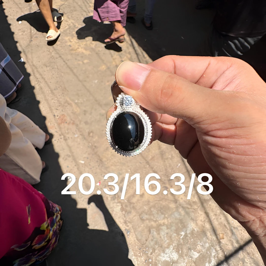 0913(小哪吒在源头)冰种翡翠墨翠吊坠饱满肉细杠味荧光足M200
