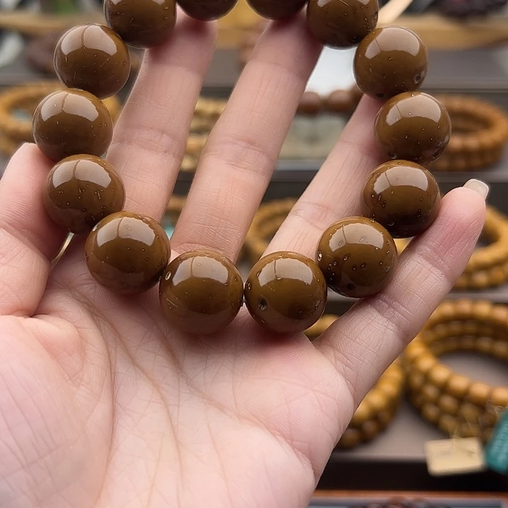 紫金鼠手串1.7左右精品光柱