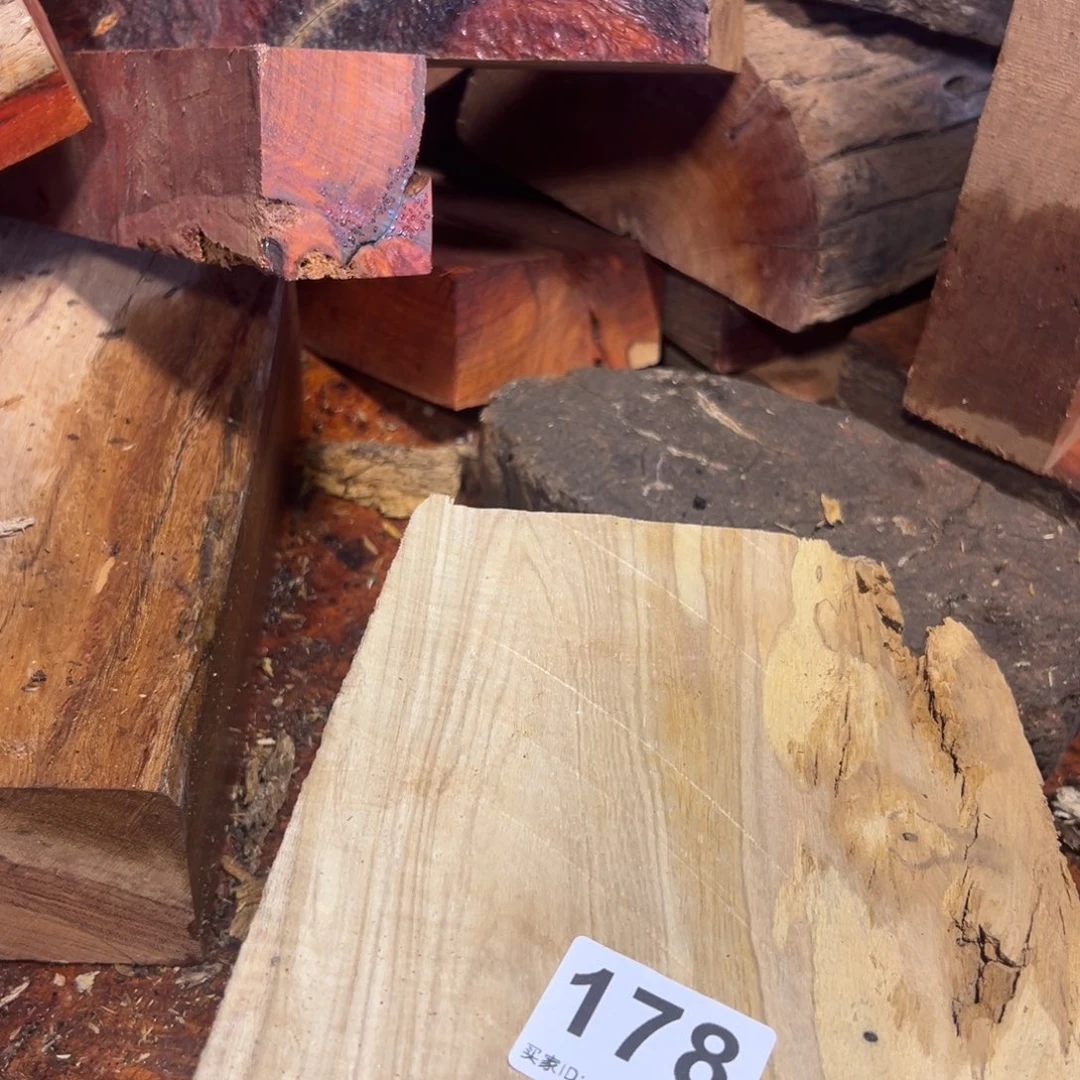 大果紫檀（缅甸花梨）枫*雨