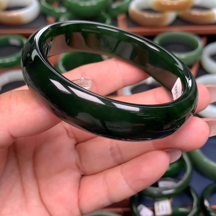 和田玉（碧玉）6061圈口未镶嵌