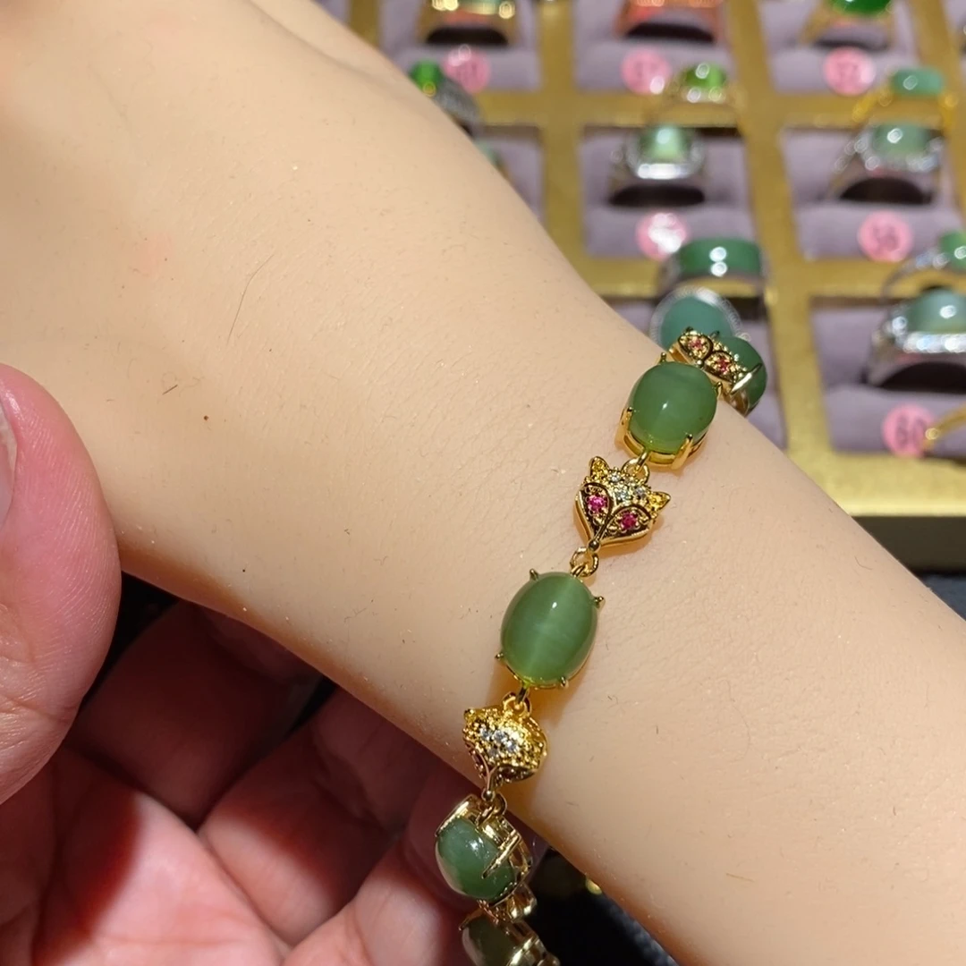 和田玉（碧玉）手链未镶嵌我****趟