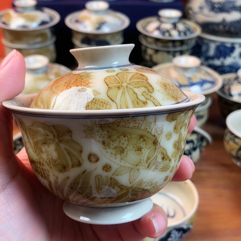 【闪购商品】伸**腰盖碗