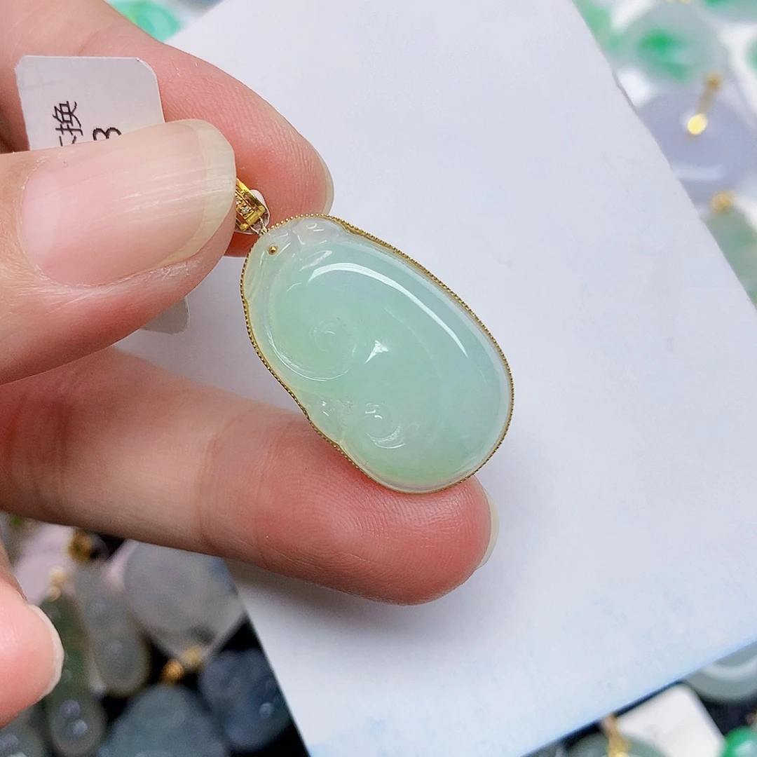 翡翠18K金镶嵌颈饰3556874