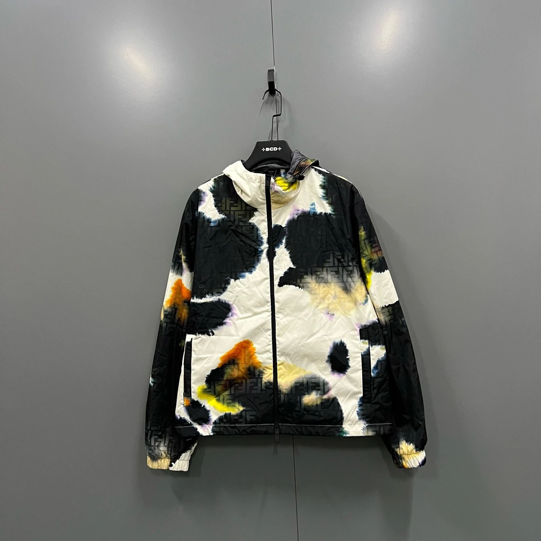 未使用 FENDI/芬迪 ab98 009097 芬迪 扎染老花连帽夹克