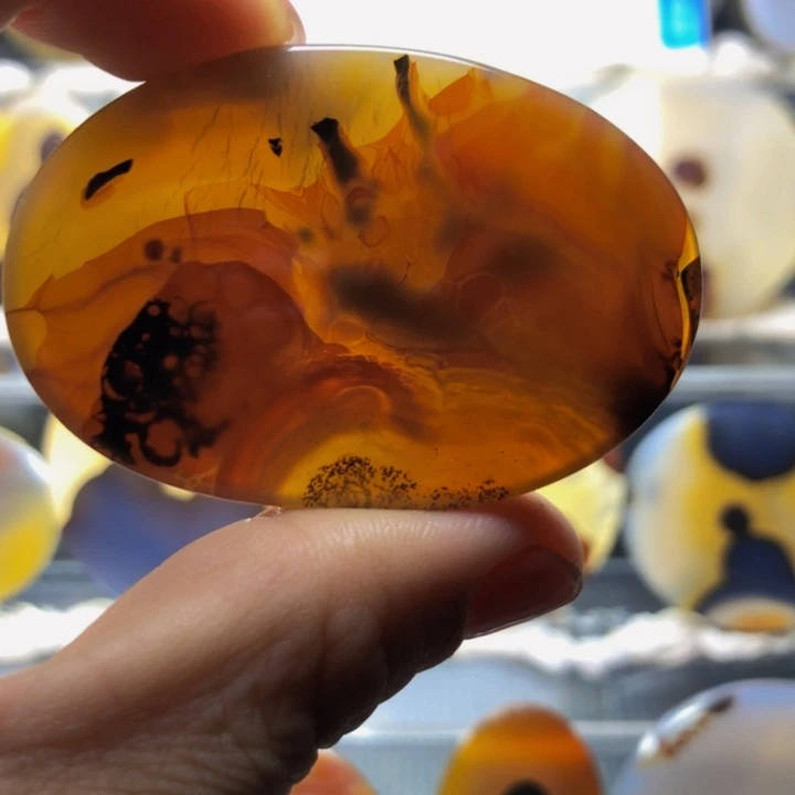 合金玛瑙/玉髓珠宝奇石94