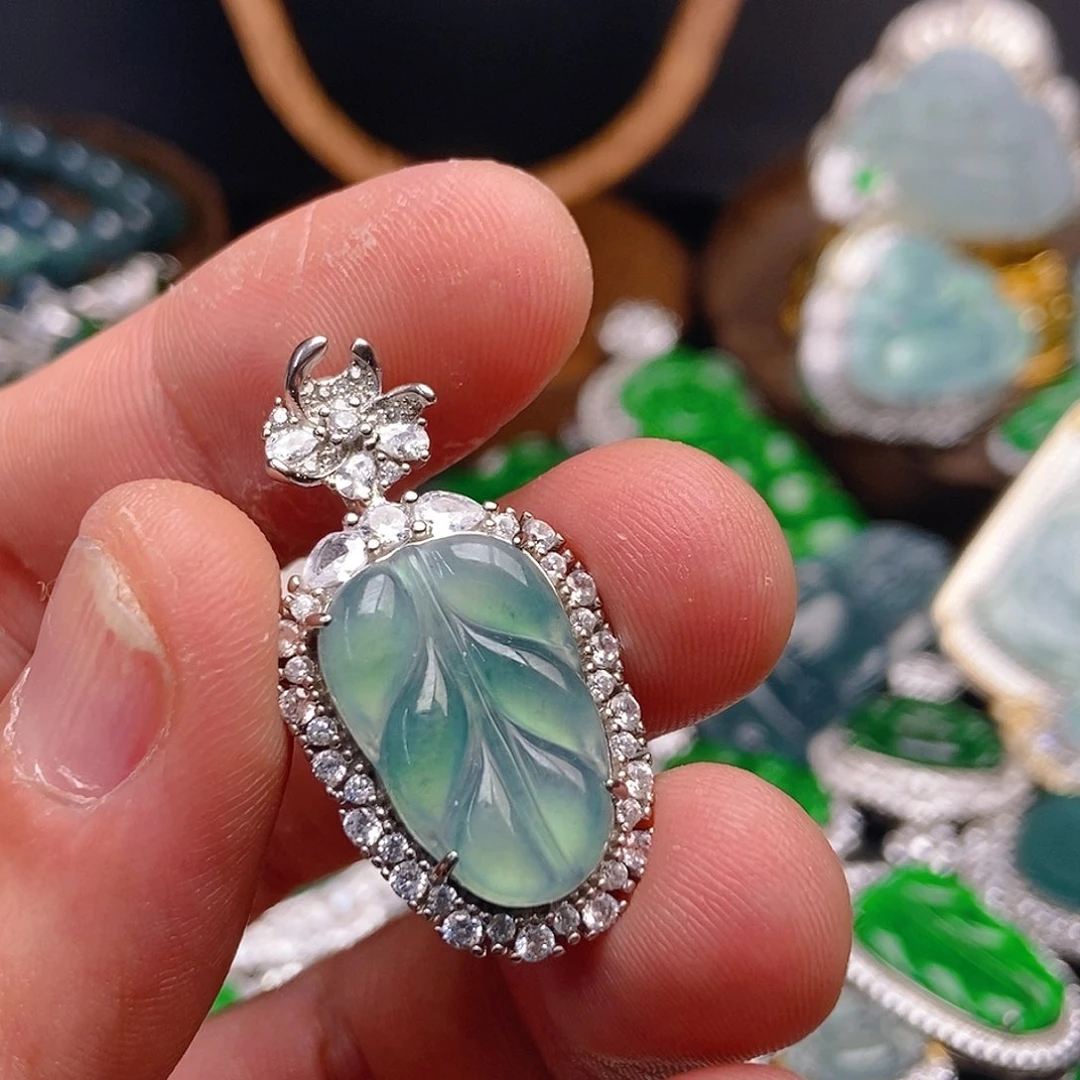 翡翠吊坠(不含链)未镶嵌865吊坠