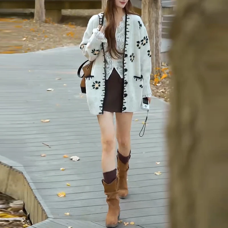 法式立体刺绣慵懒氛围感遮肉温柔风针织毛衣外套蕾丝衫半身裙三件