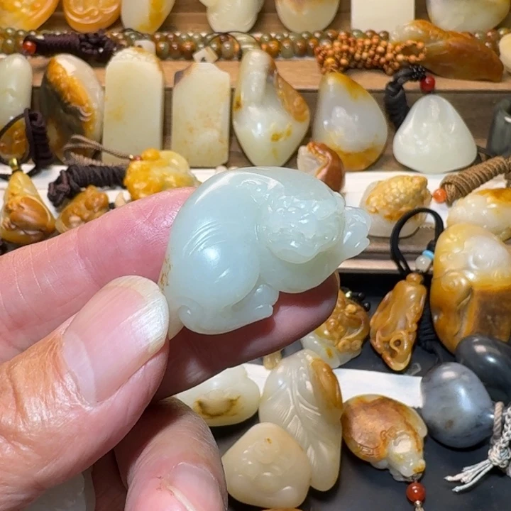 和田玉吊坠(不含链)未镶嵌