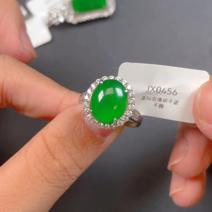 【闪购商品】颈饰银S925镶嵌翡翠翡翠