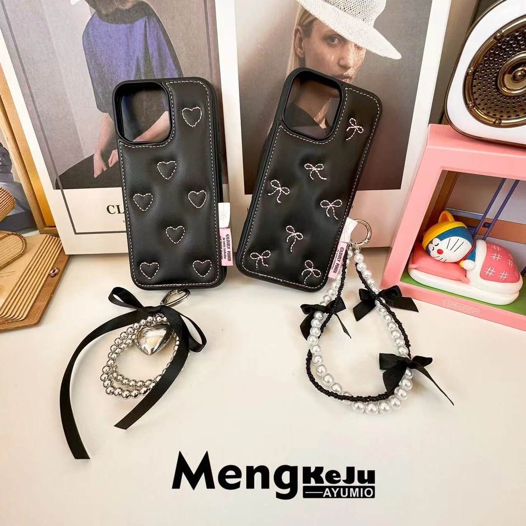 【萌】创意个性秋冬贴皮简约全包防摔带链条手机壳适用于苹果13-16