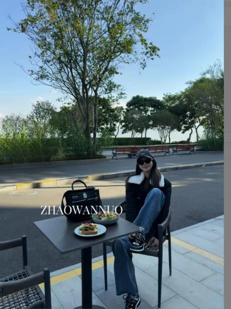 ZHAO WANNUO 丨 25秋冬可拆卸毛领保暖棉服外套NC0204