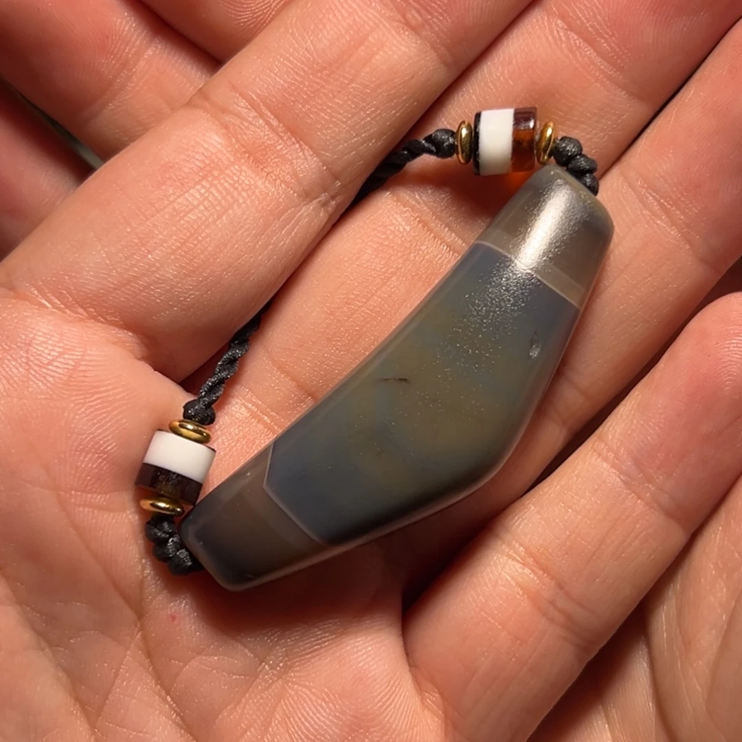 玛瑙/玉髓未镶嵌珠宝奇石