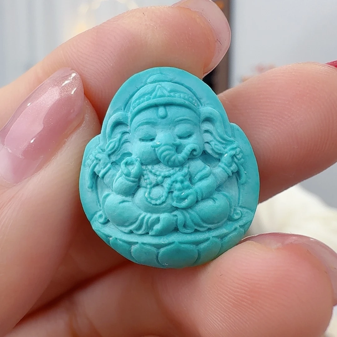 绿松石未镶嵌珠宝奇石