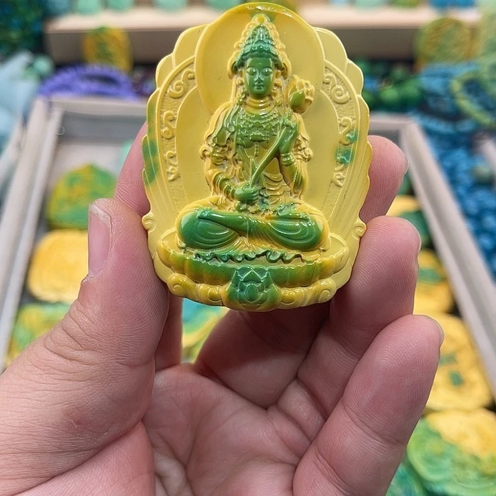 高瓷雕刻精品精美