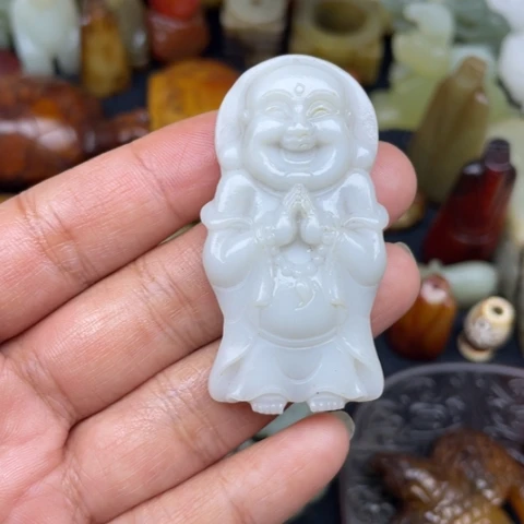 蛇纹石玉未镶嵌颈饰66