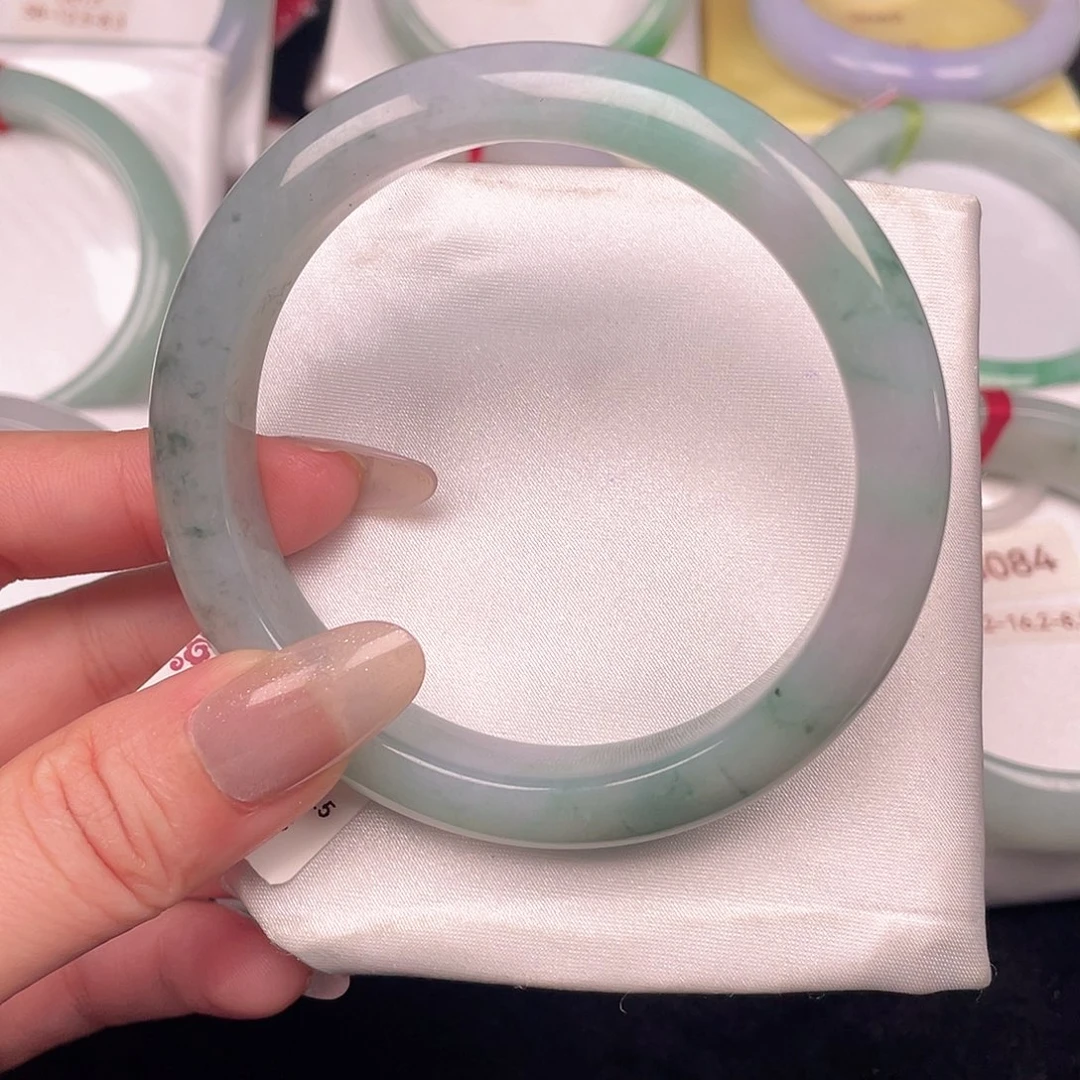 翡翠未镶嵌手镯5280