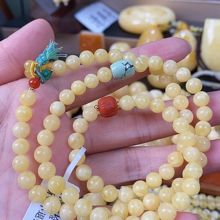 琥珀未镶嵌裸石多圈