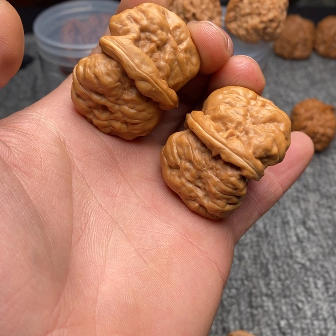 猴头核桃吊坠L***J蛤蟆