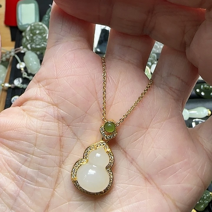 颈饰银S925镶嵌和田玉