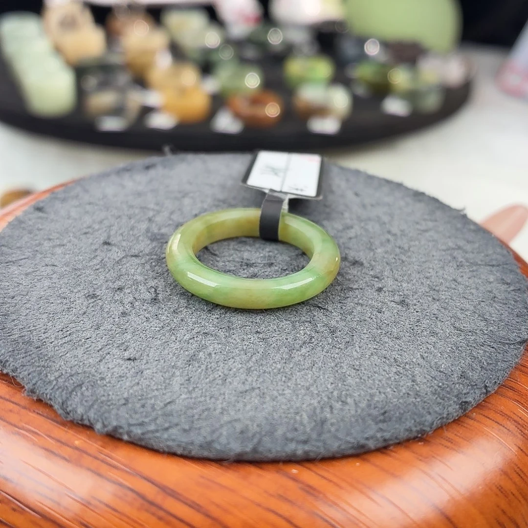 和田玉未镶嵌戒指b69黑羊洞泥鳅背17