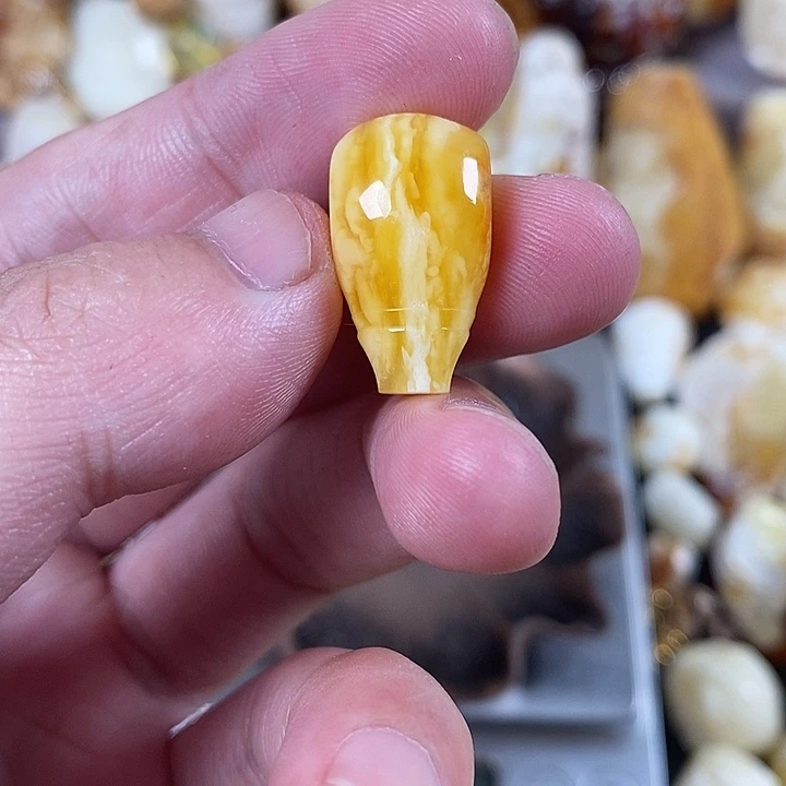 琥珀未镶嵌裸石我