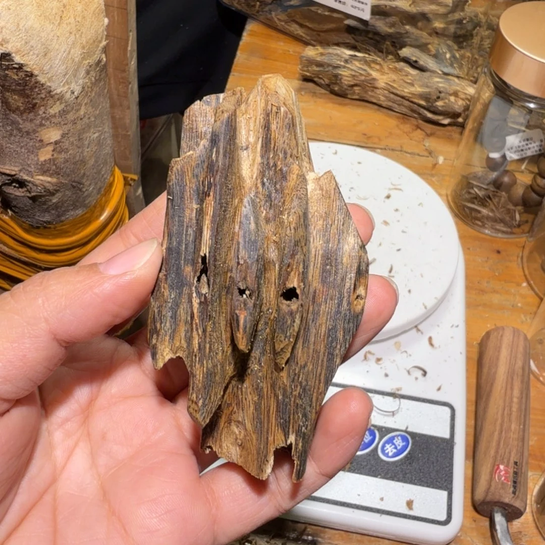 棋楠沉香白奇块料34克